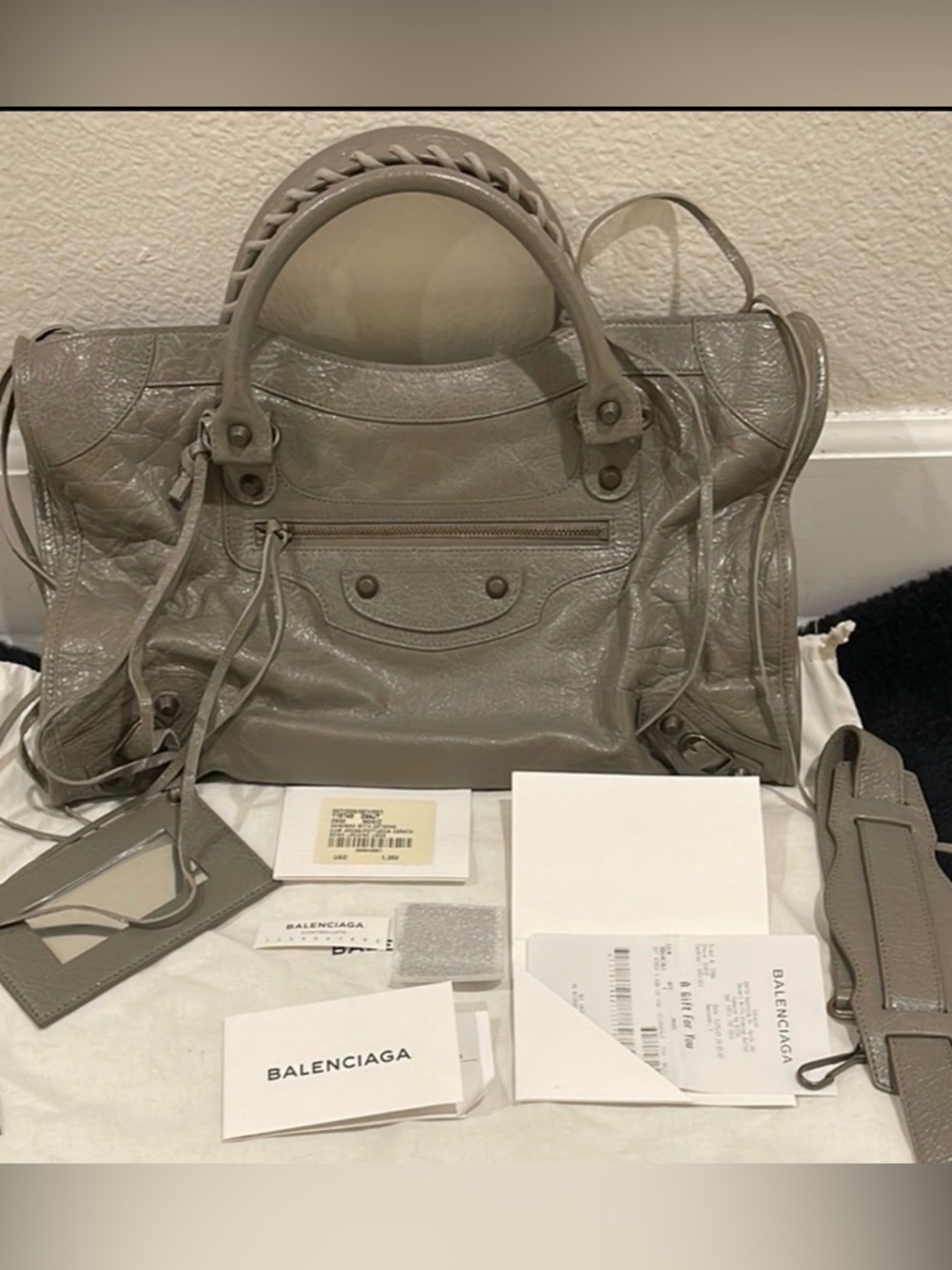Balenciaga city bag medium